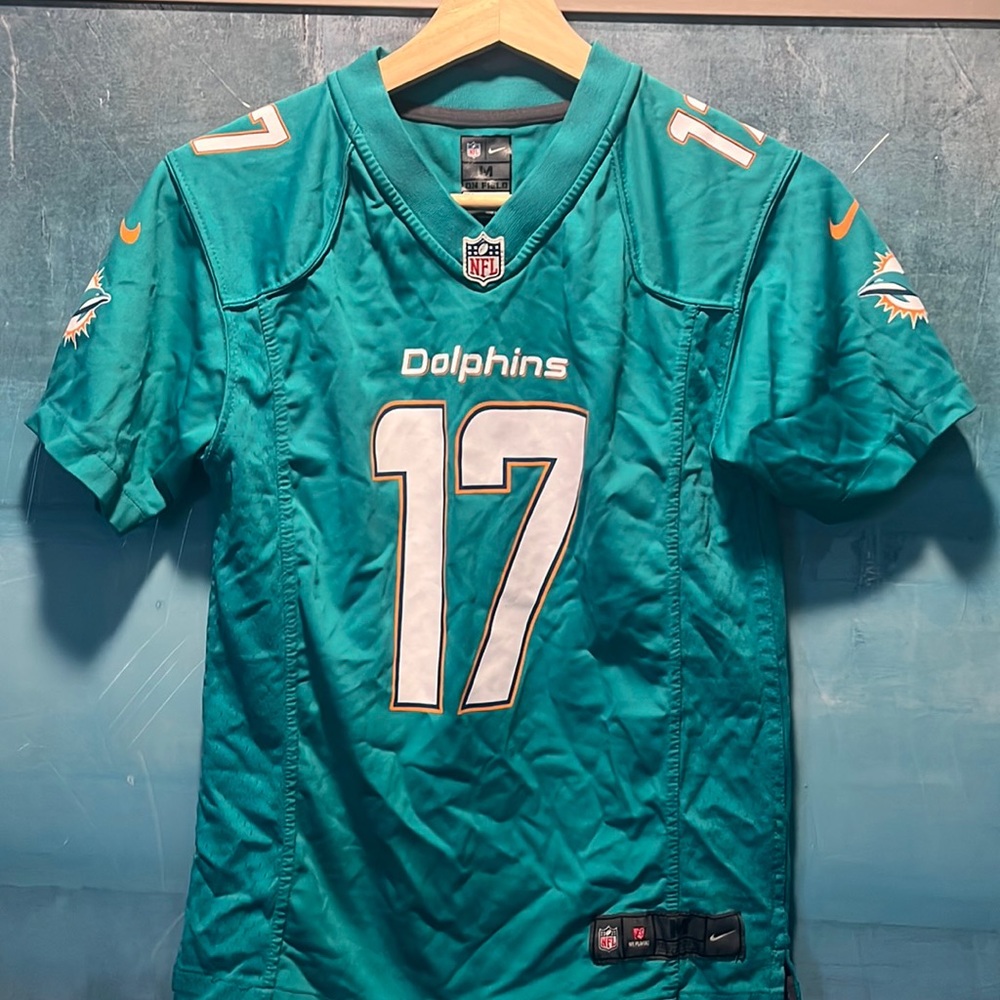 Miami dolphins nfl 17 tannehill jersey used but in good condition